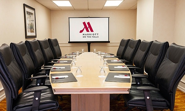 Marriott On The Falls - Executive Boardroom