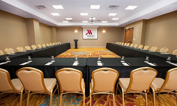 Marriott On The Falls - Peninsula Room