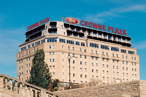 Crowne Plaza Fallsview