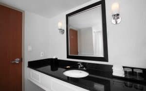 Cityview guest room bathroom